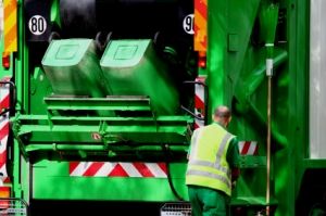 Bin man gets €15,565 in damages